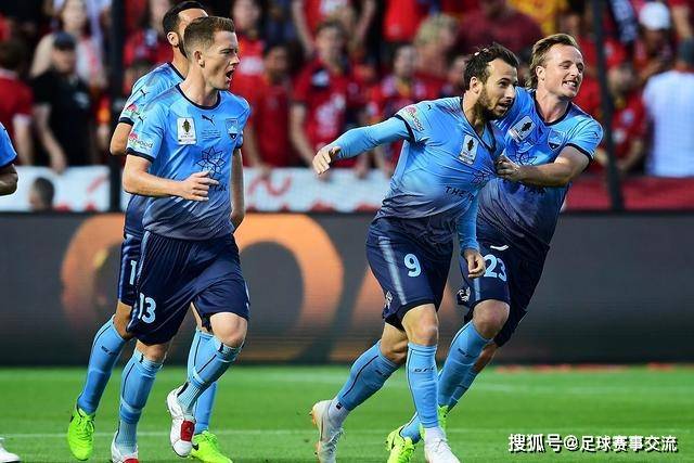 巴西名宿：内马尔有伤竟然还疯玩 我们出局才3天有些人已若无其事